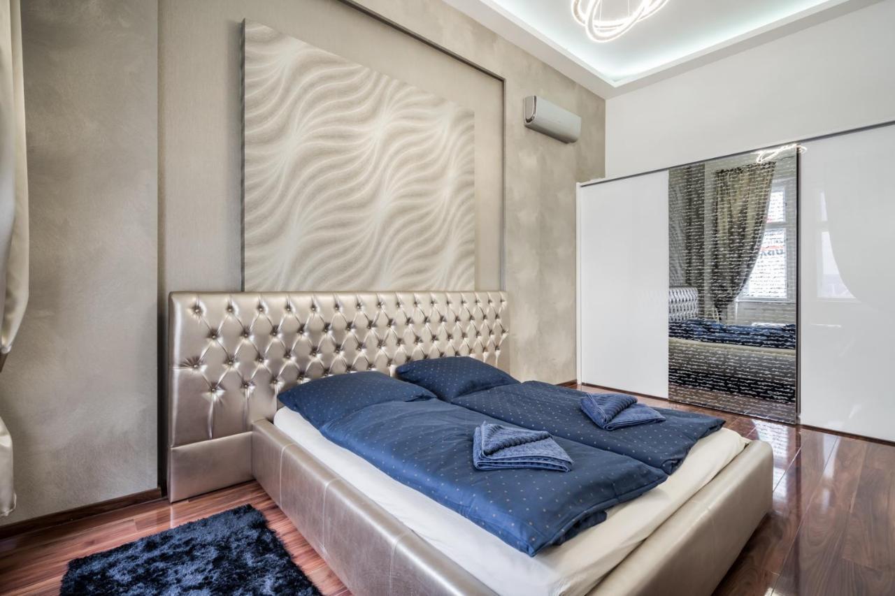 Opera Luxury Apartment With Free Parking บูดาเปสต์ ภายนอก รูปภาพ