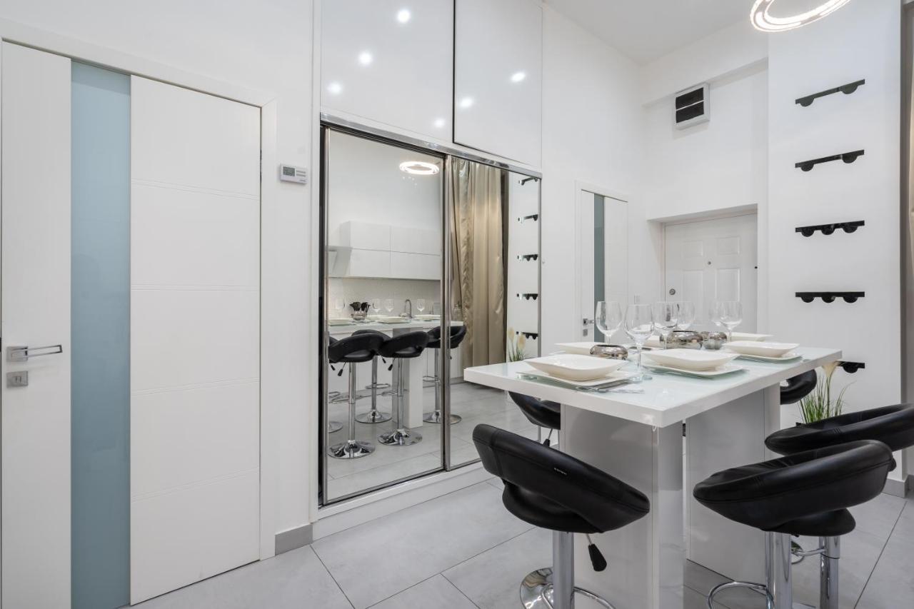 Opera Luxury Apartment With Free Parking บูดาเปสต์ ภายนอก รูปภาพ