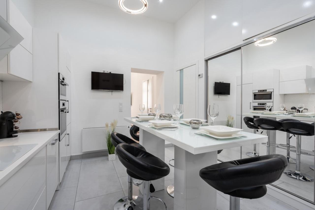 Opera Luxury Apartment With Free Parking บูดาเปสต์ ภายนอก รูปภาพ